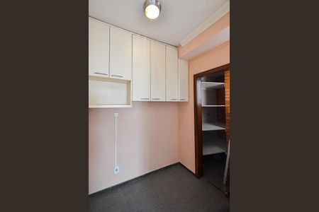 Apartamento à venda com 80m², 3 quartos e 2 vagas Apartamento à venda com 80m², 3 quartos e 2 vagasÁrea de Serviço