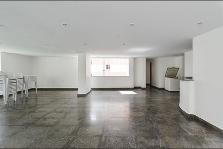 Apartamento à venda com 80m², 3 quartos e 2 vagas Apartamento à venda com 80m², 3 quartos e 2 vagasÁrea comum - Salão de festas
