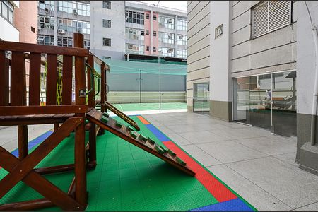 Apartamento à venda com 80m², 3 quartos e 2 vagas Apartamento à venda com 80m², 3 quartos e 2 vagasÁrea comum - Playground