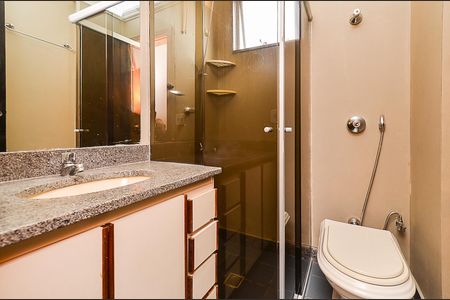 Apartamento à venda com 80m², 3 quartos e 2 vagas Apartamento à venda com 80m², 3 quartos e 2 vagasBanheiro Suíte