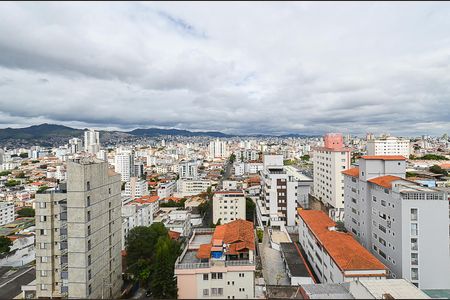 Apartamento à venda com 80m², 3 quartos e 2 vagas Apartamento à venda com 80m², 3 quartos e 2 vagasVista