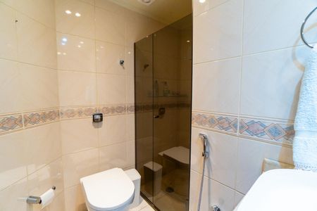 Apartamento à venda com 83m², 2 quartos e 1 vagaBanheiro Social