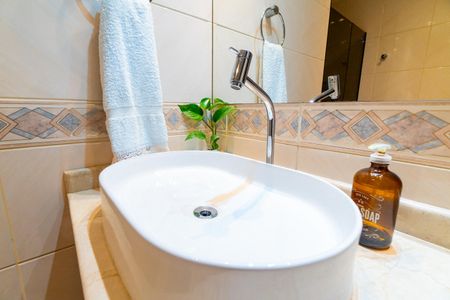 Apartamento à venda com 83m², 2 quartos e 1 vagaBanheiro Social