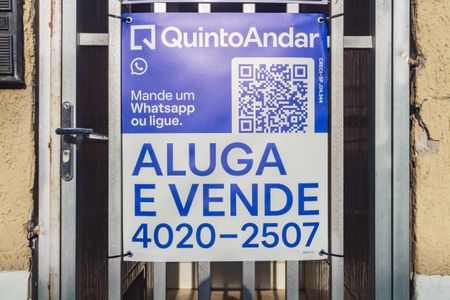 Casa para alugar com 97m², 2 quartos e sem vagaPlaquinha Instalada