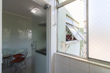 Apartamento para alugar com 76m², 2 quartos e 1 vagaArea de Serviço