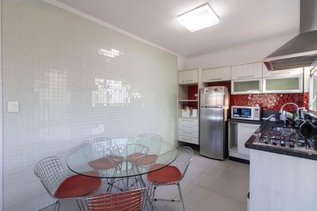 Apartamento para alugar com 76m², 2 quartos e 1 vagaCozinha