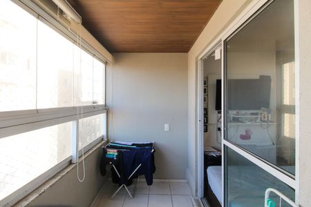 Apartamento para alugar com 45m², 2 quartos e sem vaga Apartamento para alugar com 45m², 2 quartos e sem vagaÁrea de Serviço