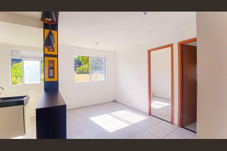 Sala de apartamento para alugar com 2 quartos, 41m² em Del Castilho, Rio de Janeiro