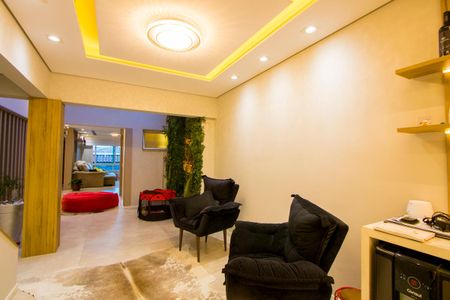 Casa à venda com 314m², 4 quartos e 5 vagas Casa à venda com 314m², 4 quartos e 5 vagasSala