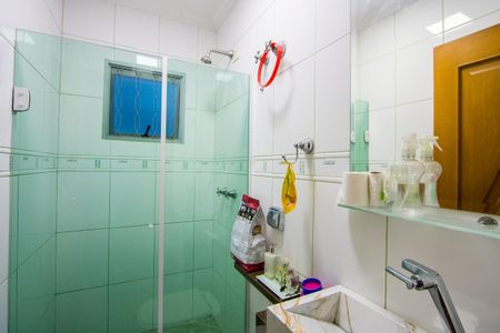Casa à venda com 314m², 4 quartos e 5 vagas Casa à venda com 314m², 4 quartos e 5 vagasBanheiro de serviço