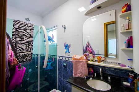 Casa à venda com 314m², 4 quartos e 5 vagas Casa à venda com 314m², 4 quartos e 5 vagasBanheiro do quarto 4