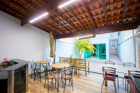 Casa à venda com 314m², 4 quartos e 5 vagas Casa à venda com 314m², 4 quartos e 5 vagasEspaço gourmet