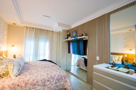 Casa à venda com 314m², 4 quartos e 5 vagas Casa à venda com 314m², 4 quartos e 5 vagasQuarto 1 - Suíte