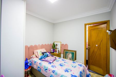 Casa à venda com 314m², 4 quartos e 5 vagas Casa à venda com 314m², 4 quartos e 5 vagasQuarto 4 - Suíte