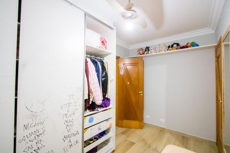 Casa à venda com 314m², 4 quartos e 5 vagas Casa à venda com 314m², 4 quartos e 5 vagasQuarto 3 - Suíte