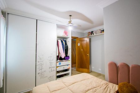 Casa à venda com 314m², 4 quartos e 5 vagas Casa à venda com 314m², 4 quartos e 5 vagasQuarto 3 - Suíte