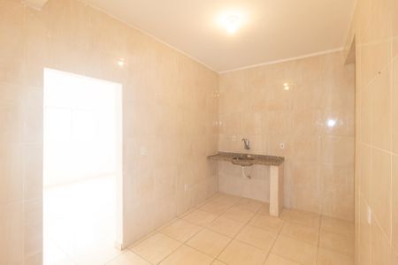 Apartamento para alugar com 53m², 2 quartos e sem vaga Apartamento para alugar com 53m², 2 quartos e sem vagaCozinha e Área de Serviço