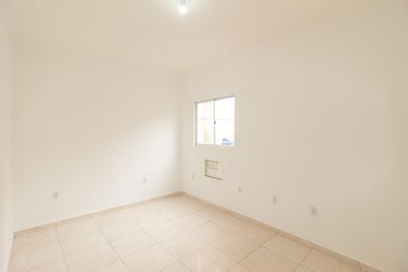 Quarto 1 de apartamento para alugar com 2 quartos, 53m² em Guaratiba, Rio de Janeiro
