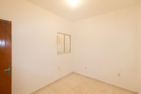 Quarto 2 de apartamento para alugar com 2 quartos, 53m² em Guaratiba, Rio de Janeiro