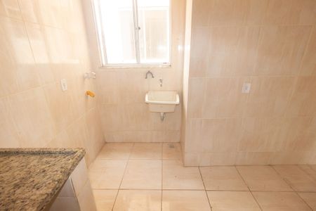 Apartamento para alugar com 53m², 2 quartos e sem vaga Apartamento para alugar com 53m², 2 quartos e sem vagaCozinha e Área de Serviço