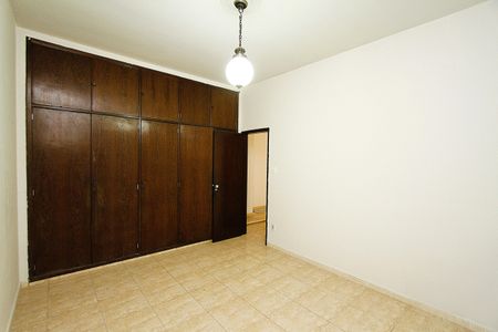 Casa para alugar com 410m², 3 quartos e 1 vagaQuarto 1