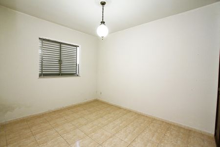 Casa para alugar com 410m², 3 quartos e 1 vagaQuarto 1