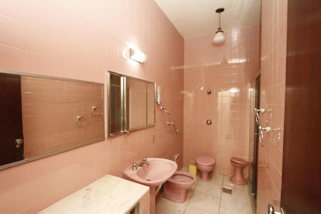 Casa para alugar com 410m², 3 quartos e 1 vagaBanheiro Social