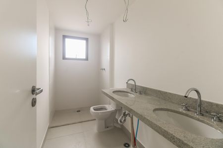 Apartamento à venda com 110m², 3 quartos e 2 vagas Apartamento à venda com 110m², 3 quartos e 2 vagasBanheiro Suíte 2