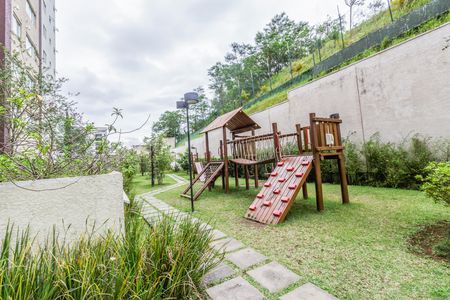 Apartamento para alugar com 116m², 3 quartos e 2 vagas Apartamento para alugar com 116m², 3 quartos e 2 vagasÁrea comum - Playground