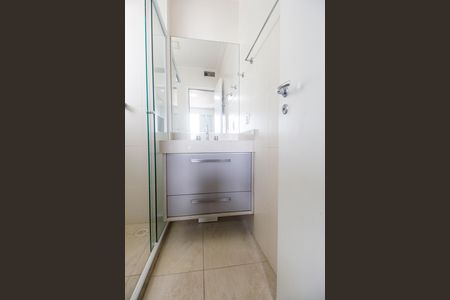 Apartamento para alugar com 116m², 3 quartos e 2 vagas Apartamento para alugar com 116m², 3 quartos e 2 vagasBanheiro da Suíte