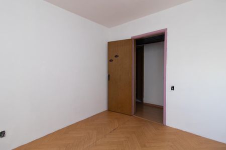 Quarto 1 de apartamento para alugar com 2 quartos, 64m² em Cristal, Porto Alegre
