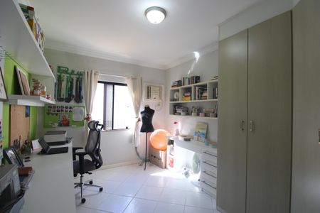 Casa de condomínio à venda com 144m², 3 quartos e 1 vagaQuarto 1