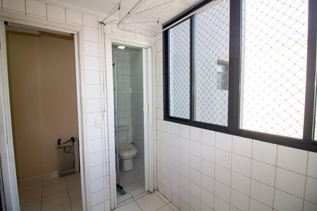 Área de Serviço de apartamento para alugar com 2 quartos, 60m² em Aeroporto, São Paulo
