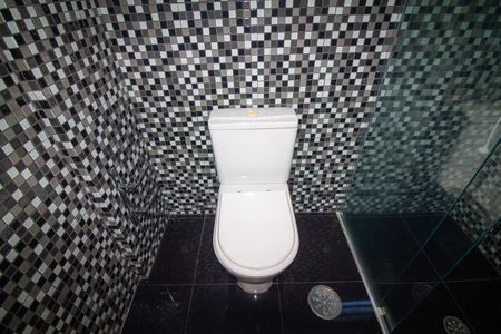 Apartamento para alugar com 60m², 2 quartos e 1 vaga Apartamento para alugar com 60m², 2 quartos e 1 vagaBanheiro