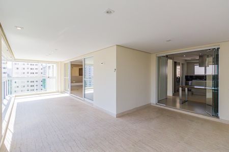 Varanda de apartamento para alugar com 4 quartos, 206m² em Campo Belo, São Paulo