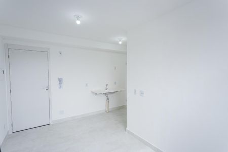 Apartamento para alugar com 34m², 2 quartos e sem vaga Apartamento para alugar com 34m², 2 quartos e sem vagaSala, cozinha e área de serviço