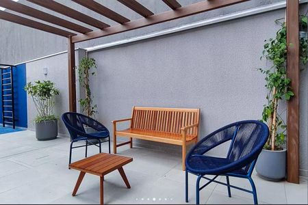 Apartamento para alugar com 34m², 2 quartos e sem vaga