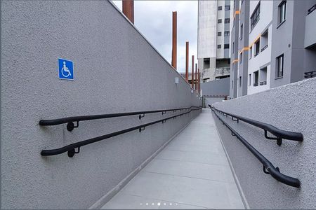Apartamento para alugar com 34m², 2 quartos e sem vaga