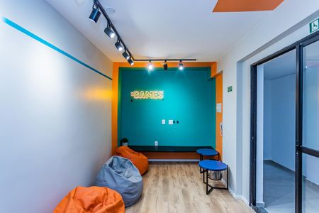 Apartamento à venda com 34m², 2 quartos e sem vagaÁrea comum