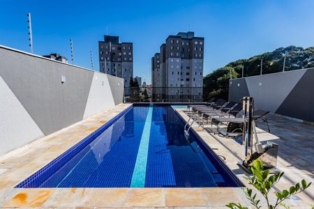 Apartamento à venda com 34m², 2 quartos e sem vagaÁrea comum - Piscina