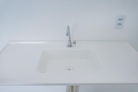 Apartamento para alugar com 34m², 2 quartos e sem vaga Apartamento para alugar com 34m², 2 quartos e sem vagaSala, cozinha e área de serviço