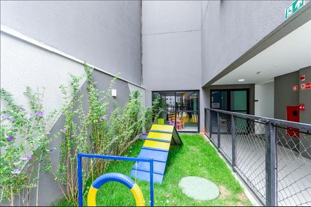Apartamento para alugar com 34m², 2 quartos e sem vaga