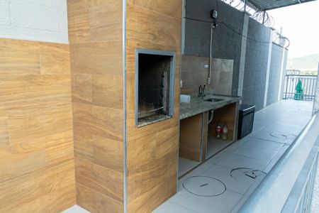 Apartamento para alugar com 44m², 2 quartos e 1 vagaÁrea comum - Churrasqueira
