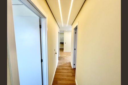Apartamento para alugar com 58m², 3 quartos e 1 vagaCorredor