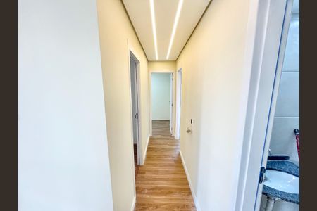 Apartamento para alugar com 58m², 3 quartos e 1 vagaCorredor