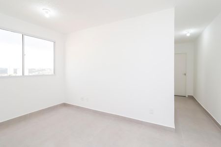 Sala de apartamento para alugar com 2 quartos, 42m² em Guaianases, São Paulo