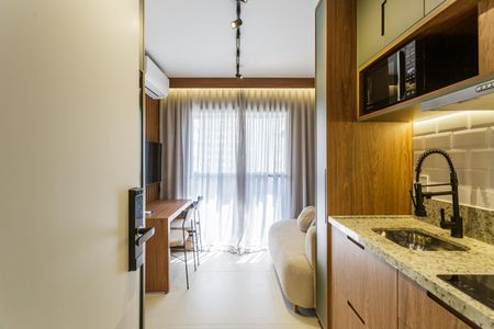 Sala/Cozinha de apartamento para alugar com 1 quarto, 25m² em Vila Nova Conceição, São Paulo