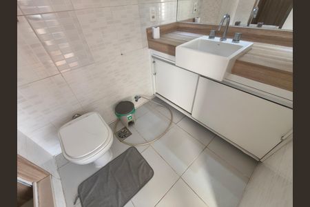 Apartamento à venda com 220m², 4 quartos e 2 vagas