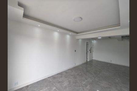 Apartamento à venda com 220m², 4 quartos e 2 vagas