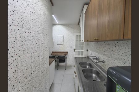 Apartamento à venda com 220m², 4 quartos e 2 vagas